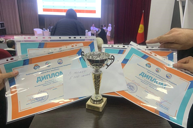 Представители КРСУ завоевали бронзу республиканской олимпиады по семейной медицине